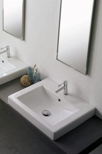 Раковина Scarabeo SQUARE подвесная или накладная с переливом с одним отверстием цвет белый 8025/B