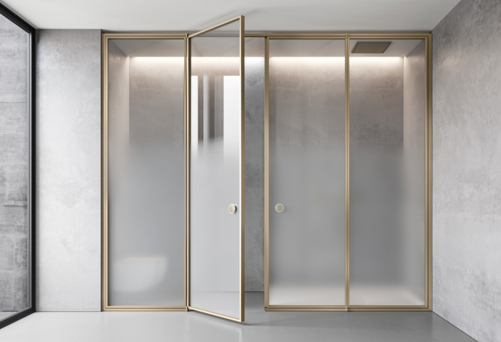 Комбинированное ограждение VISMARAVETRO Suite SCH 201- SX + SCH 201-DX c использованием 5 основных панеле й 1