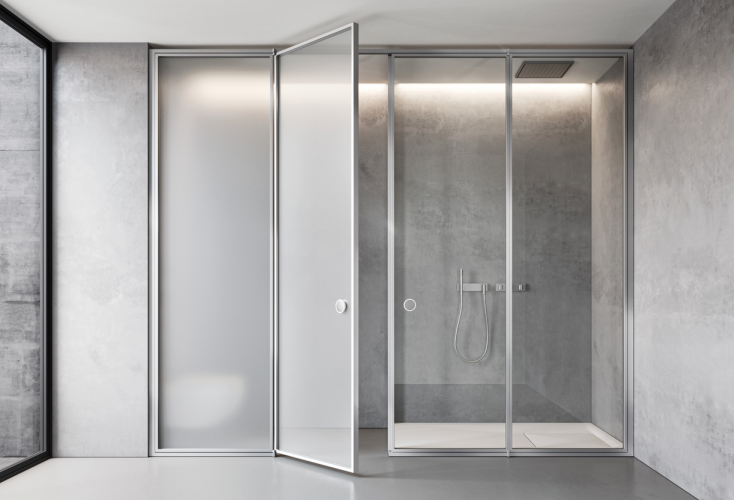 Комбинированное ограждение VISMARAVETRO Suite SCH 201- SX + SCH 201-DX c использованием 5 основных панеле й 1