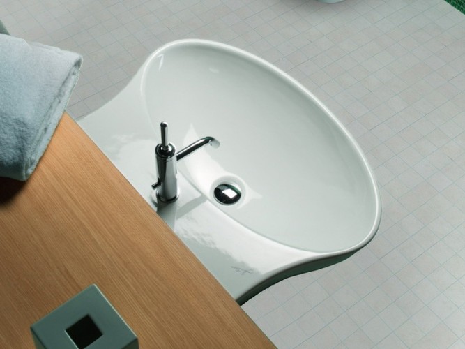 Раковина HATRIA NIDO Y0QX01 подвесная с одним отверстием с переливом цвет белый