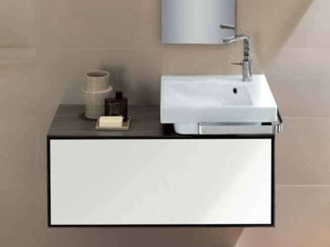 Раковина HATRIA GRANDANGOLO YXES01 подвесная или накладная с одним отверстием с переливом цвет белый