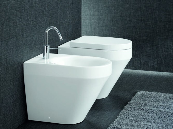 Унитаз HATRIA DAYTIME EVO YXV701 напольный слив универсальный цвет белый