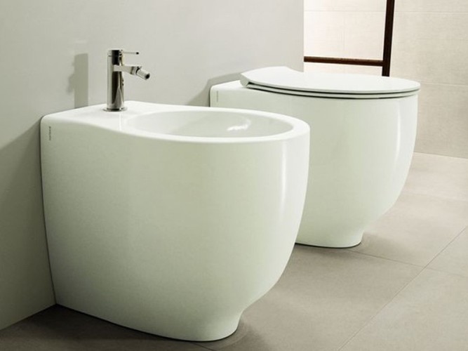 Унитаз HATRIA LE FIABE Y1E001 напольный слив универсальный цвет белый